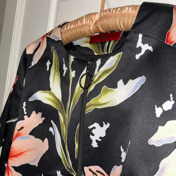 HUGO BOSS Jacket 🌺 - Picture 3 of 7